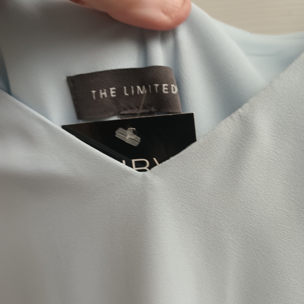 Beautiful Powder Blue Top - Picture 4 of 5